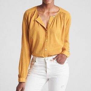 Gap Long Sleeve Crinkle Shirt in Mustard Yellow | Size Medium